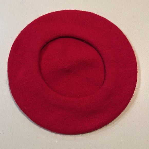 Beret from Paris - Picture 3 of 3